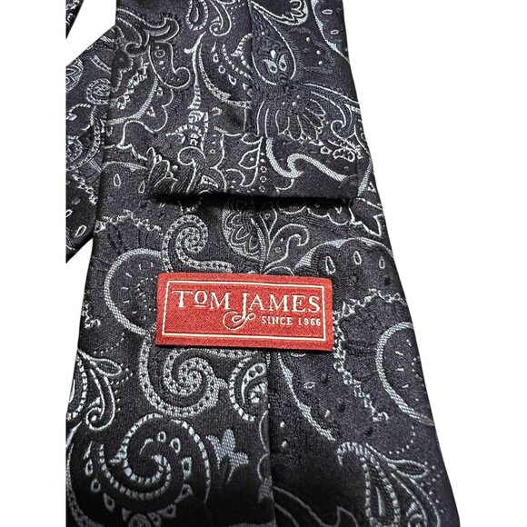TOM JAMES Men's 100% Silk USA Tie Blue/Silver Paisley - Picture 4 of 9